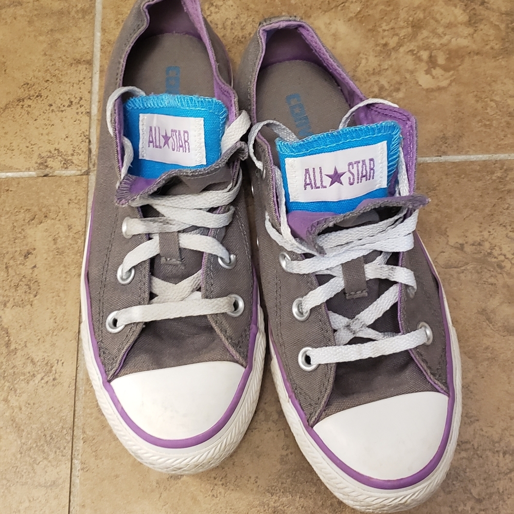 Converse size 6